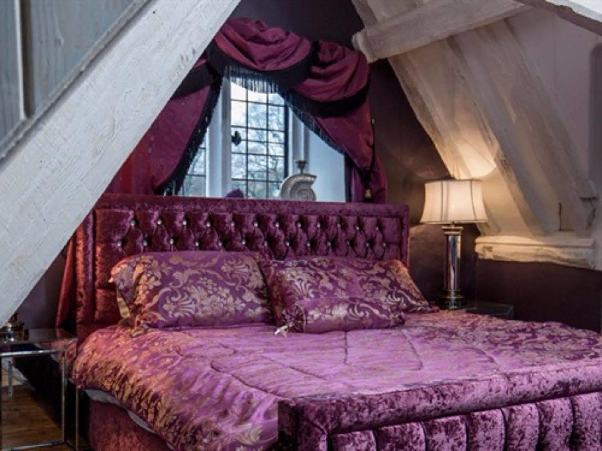 คอร์ท เฮาส์ แมเนอร์ ลักชัวรี บีแอนด์บี Bed & Breakfast เพนส์วิค ภายนอก รูปภาพ